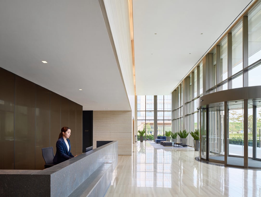 Log Capital Management